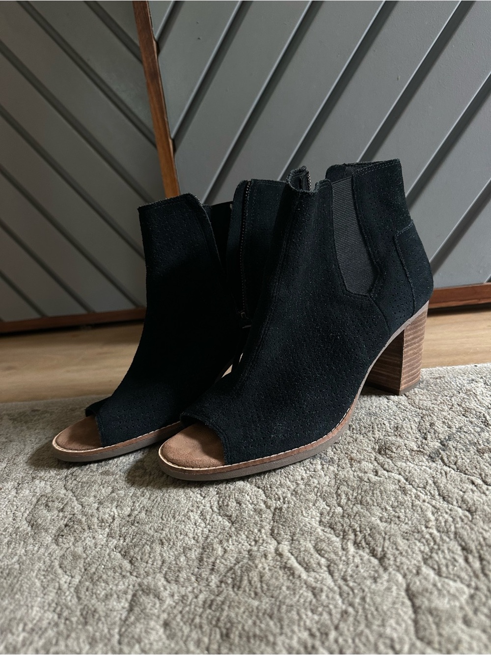 Toms Black Open-Toe Suede Stacked Heel Booties
